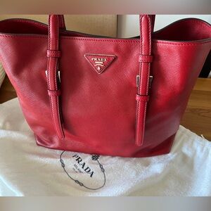 Prada red Tote Bag (product/auth card incl)